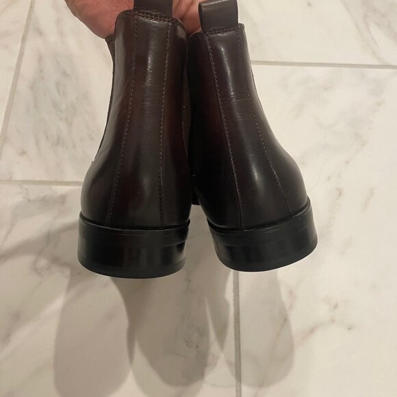 Chelsea boots main image 6
